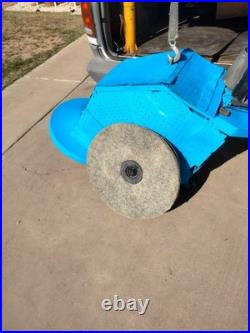 Buffer, 24 floor pad, Propane Onan 20 hp, 12 Vdc Key start & Clutch for pad