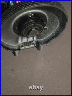 Dayton 20 Dual Speed Floor Scrubber/Polisher Model 4NEK1