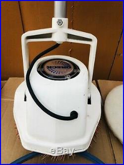 Oreck XL Orbiter ORB 600MW Multi Purpose Floor Cleaner. Loaded W All Pads