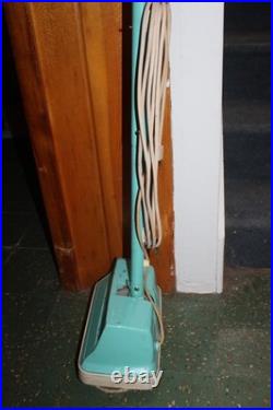 REGINA heavy duty DUAL BRUSH 1960's Floor polisher scrubber Great Condition