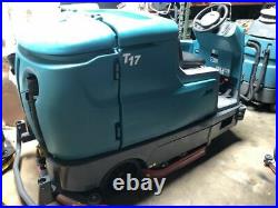 Reconditioned Tennant T17 Battery Rider Floor Scrubber