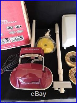 Vtg Hoover F4255 Floor Scrubber / Shampoo Polisher / Buffer with Brushes & Pads