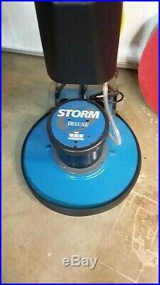 WINDSOR STORM 20 175 rpm 1.5 HORSEPOWER PRE OWNED FLOOR MACHINE with PAD DRIVER