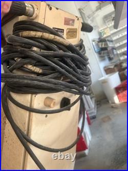 World Widget 280 Walk-Behind Floor Buffer 120V Disc Pad Adj Handle 41-50ft